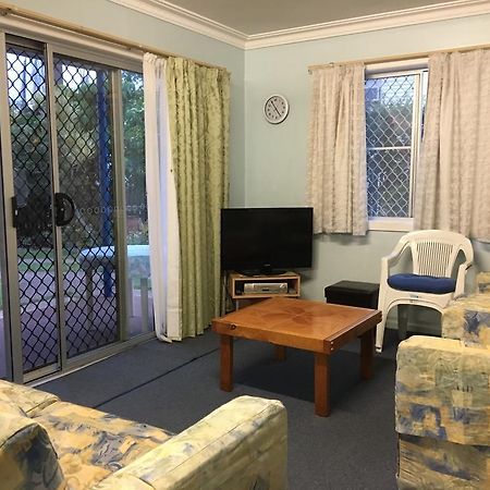 Lisianna Apartments Hervey Bay Exteriör bild